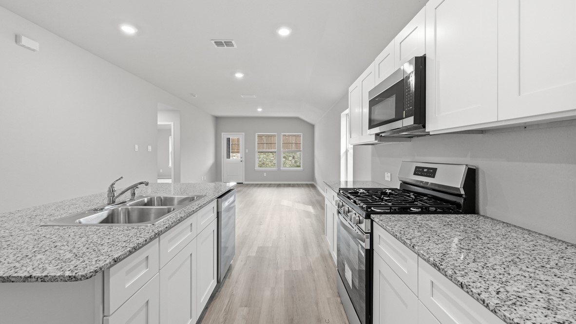 5548 Rollins Drive Denton TX 76249