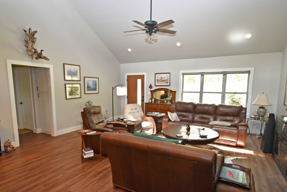 120 County Road 1787 Yantis TX 75497