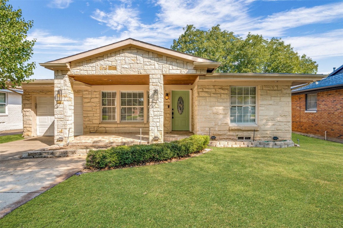 1927 Berkley Avenue Dallas TX 75224