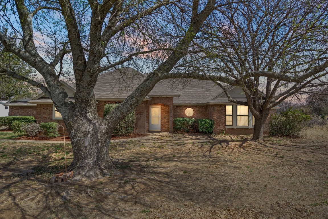 120 Meandering Way Weatherford TX 76086