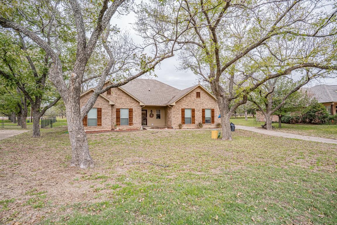 10123 Ravenswood Road Granbury TX 76049