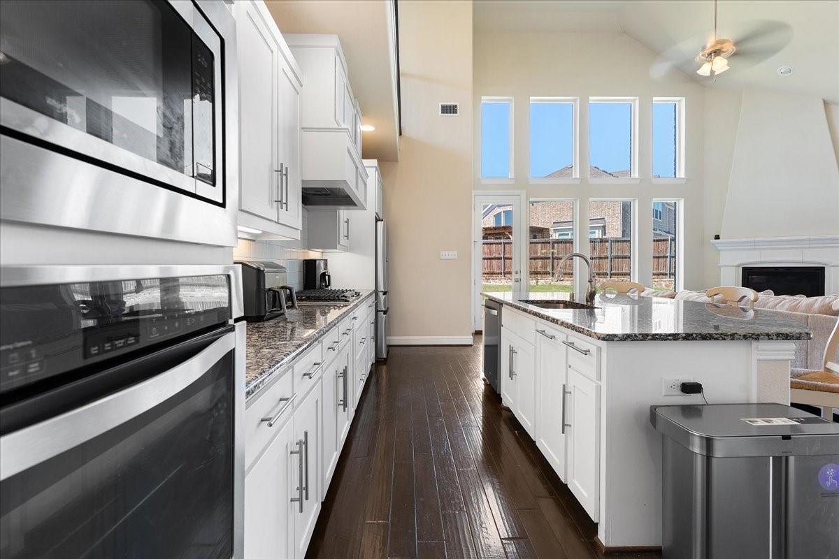 701 Auburn Court Savannah TX 76227