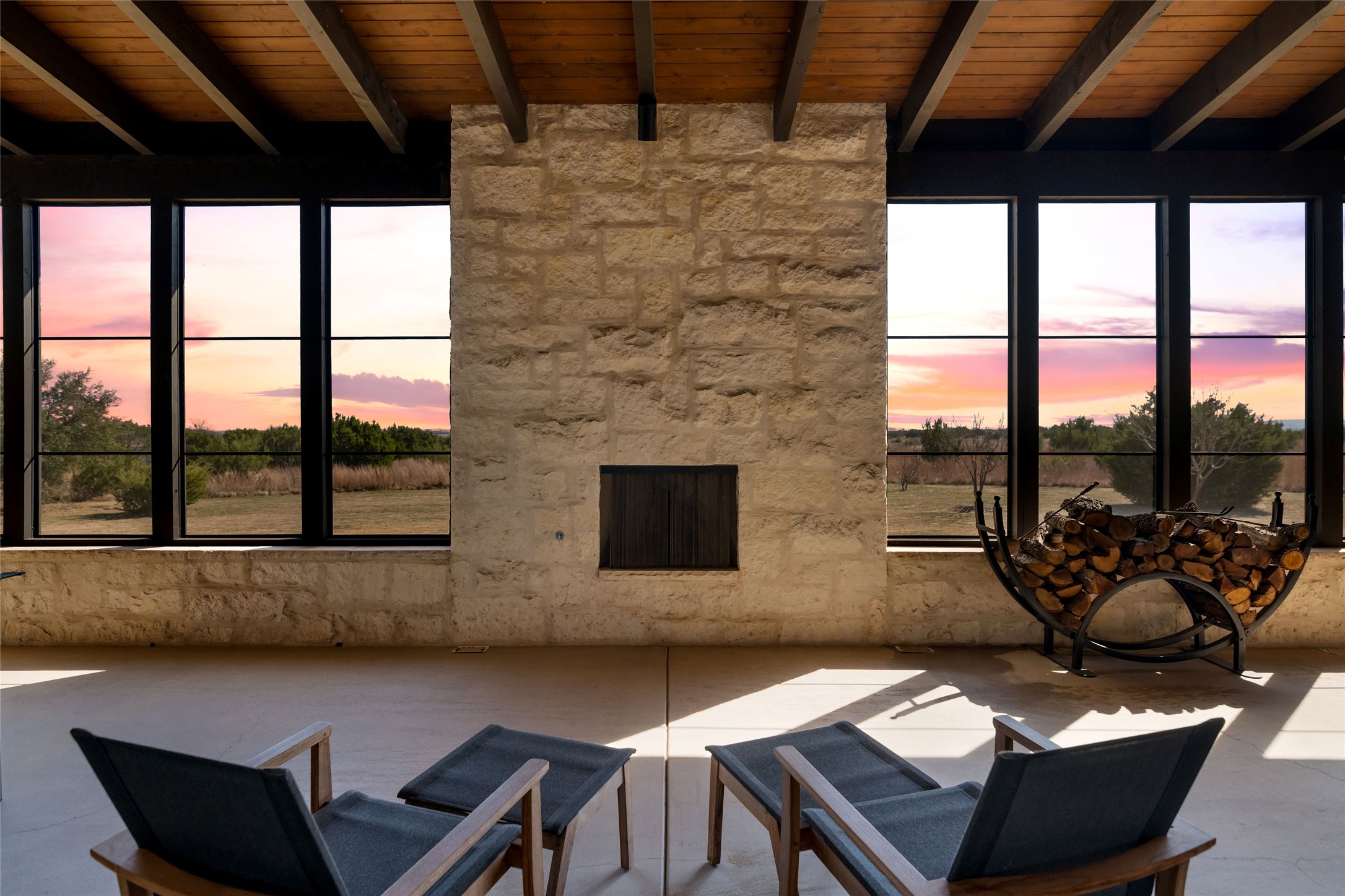 1231 Pr 21 Glen Rose TX 76690