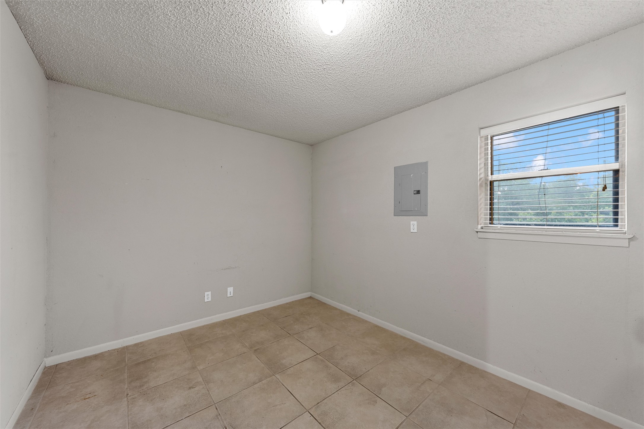 733 Arliss Drive Woodway TX 76712