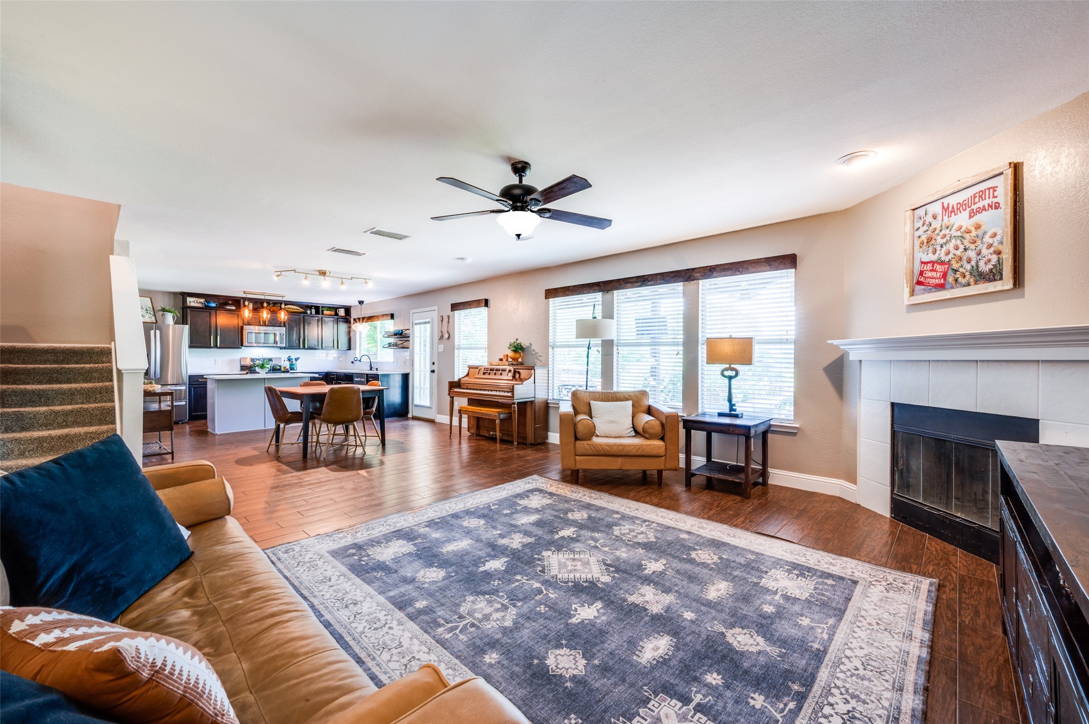 1405 Cardinal Way Aubrey TX 76227