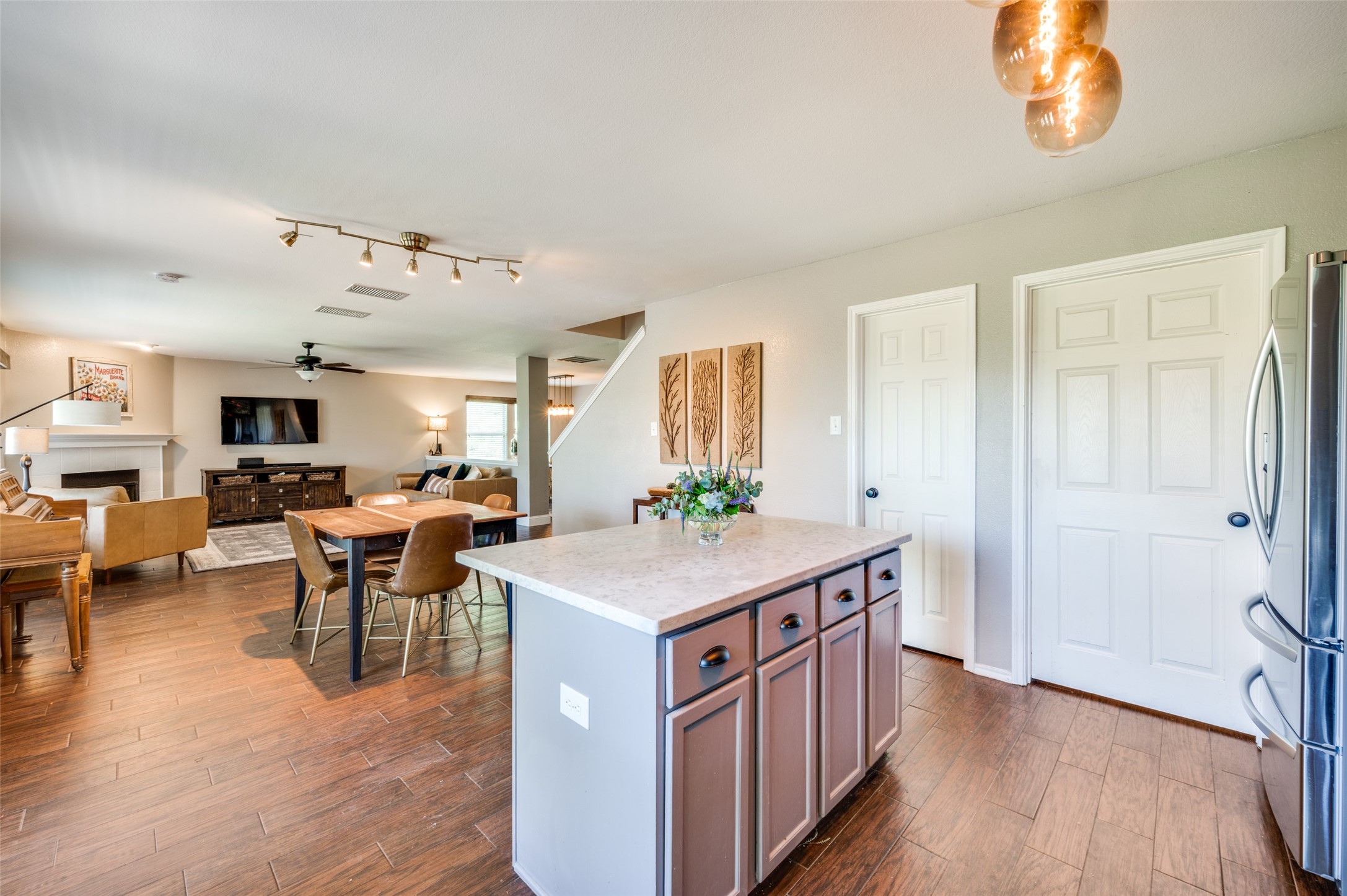 1405 Cardinal Way Aubrey TX 76227