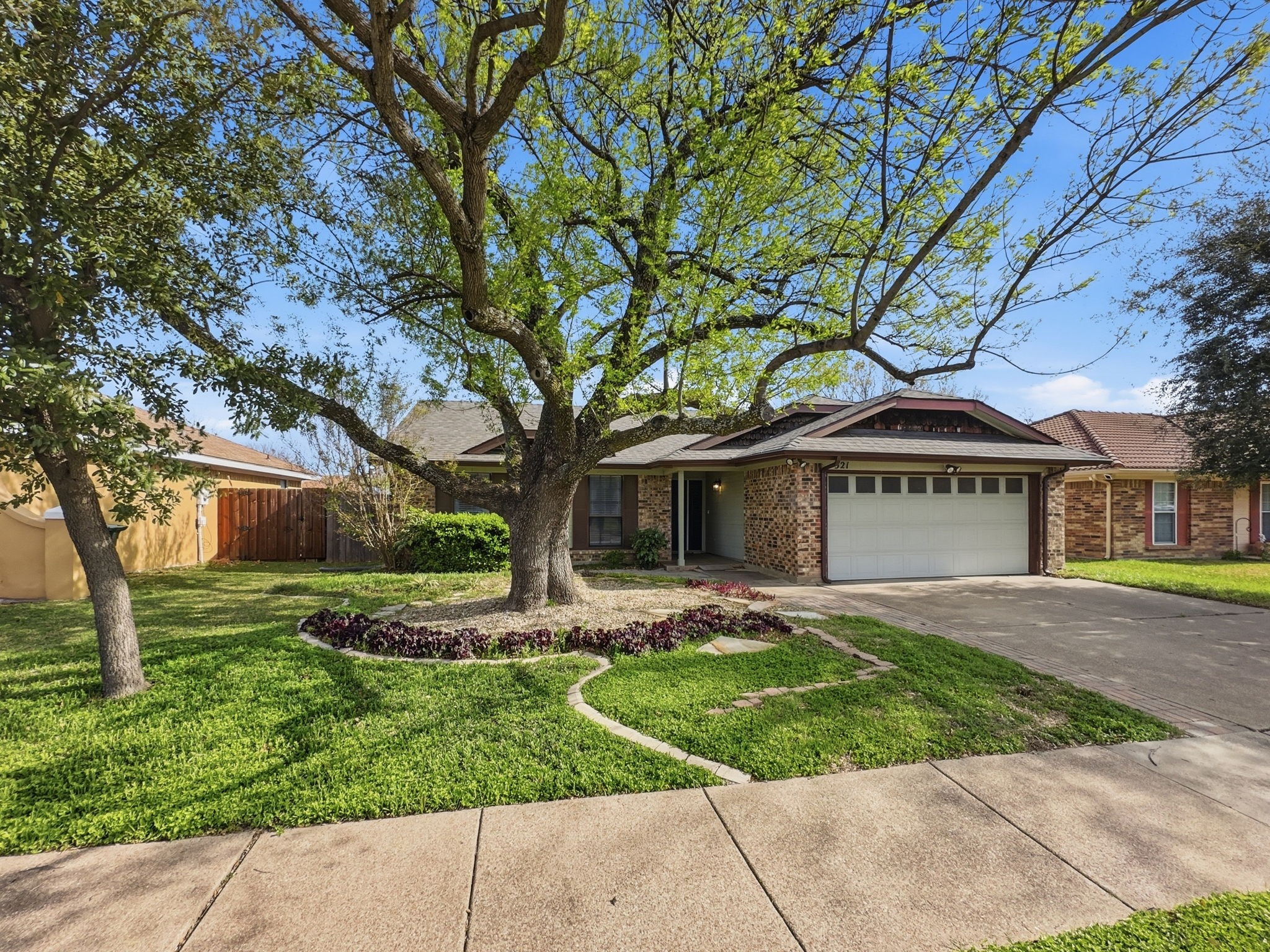 321 Juniper Drive Arlington TX 76018