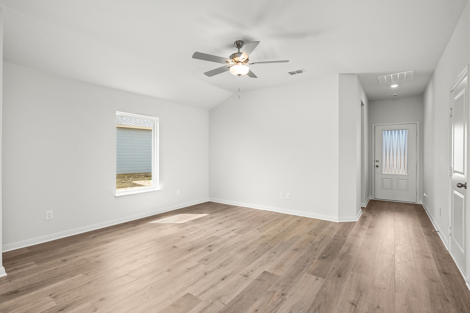 8316 White Wolf Trail Ponder TX 76259