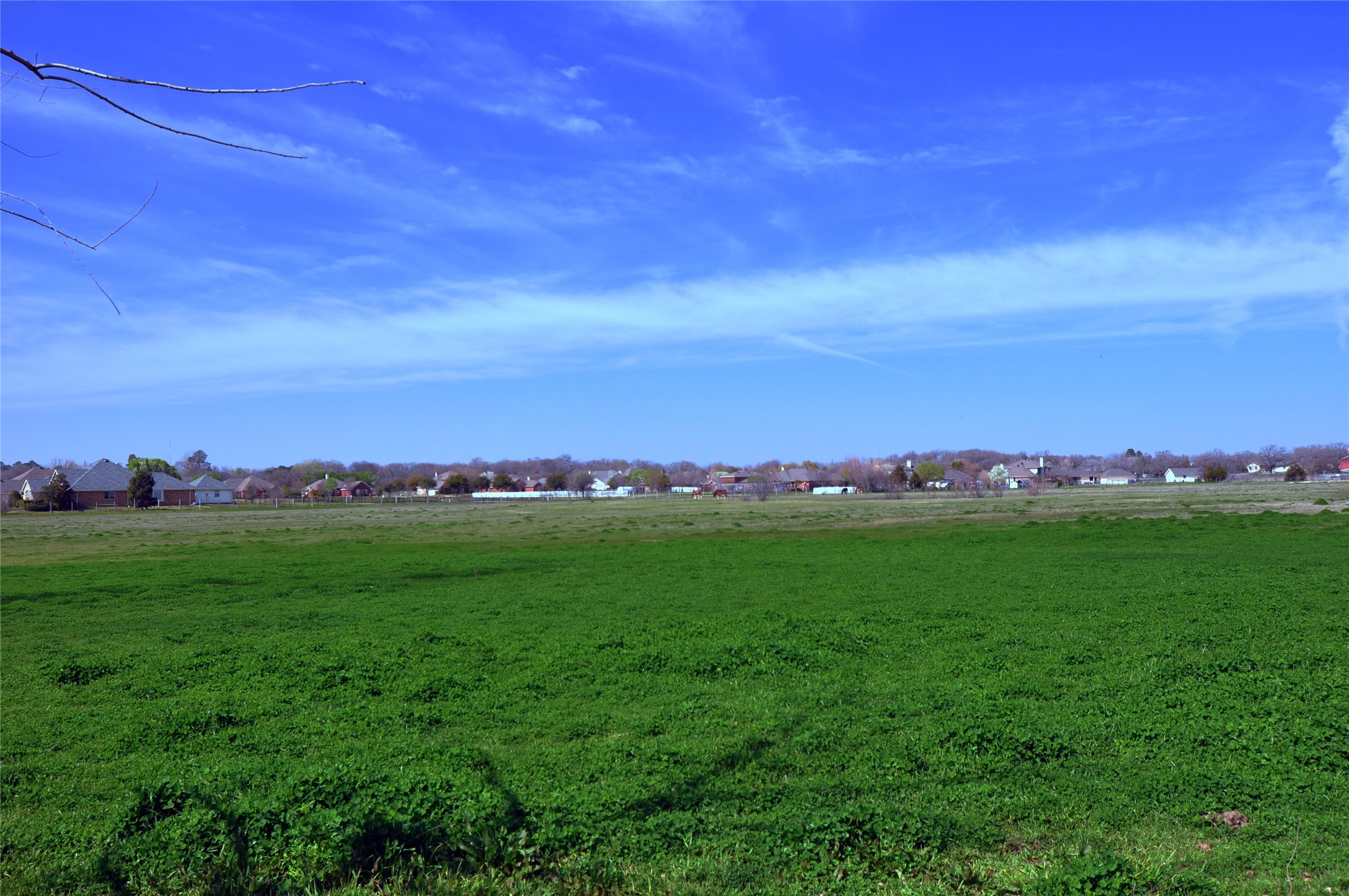 42 Hidden Valley Airpark Shady Shores TX 76208