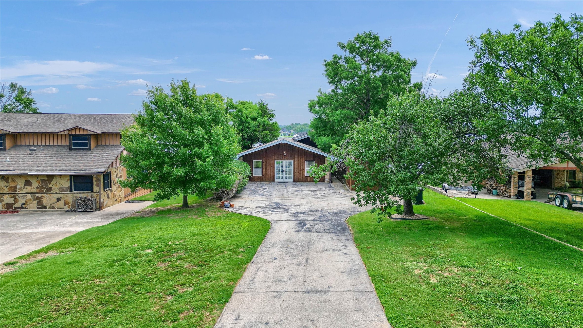 105 Cheyenne Drive Lake Kiowa TX 76240