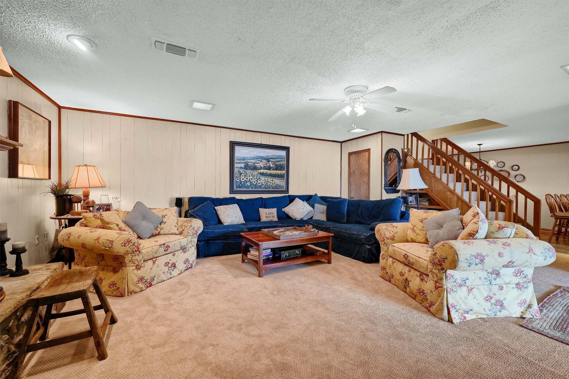 105 Cheyenne Drive Lake Kiowa TX 76240