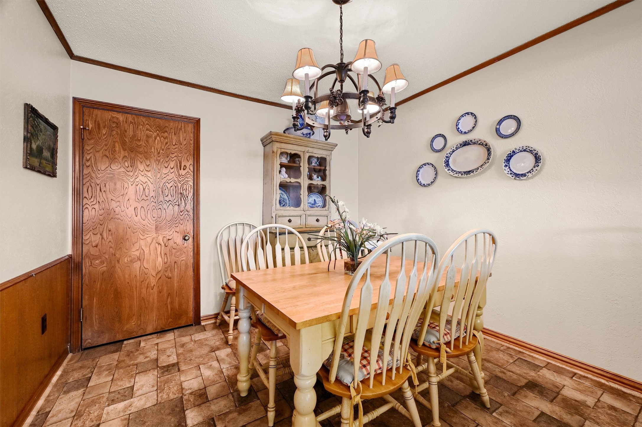 105 Cheyenne Drive Lake Kiowa TX 76240