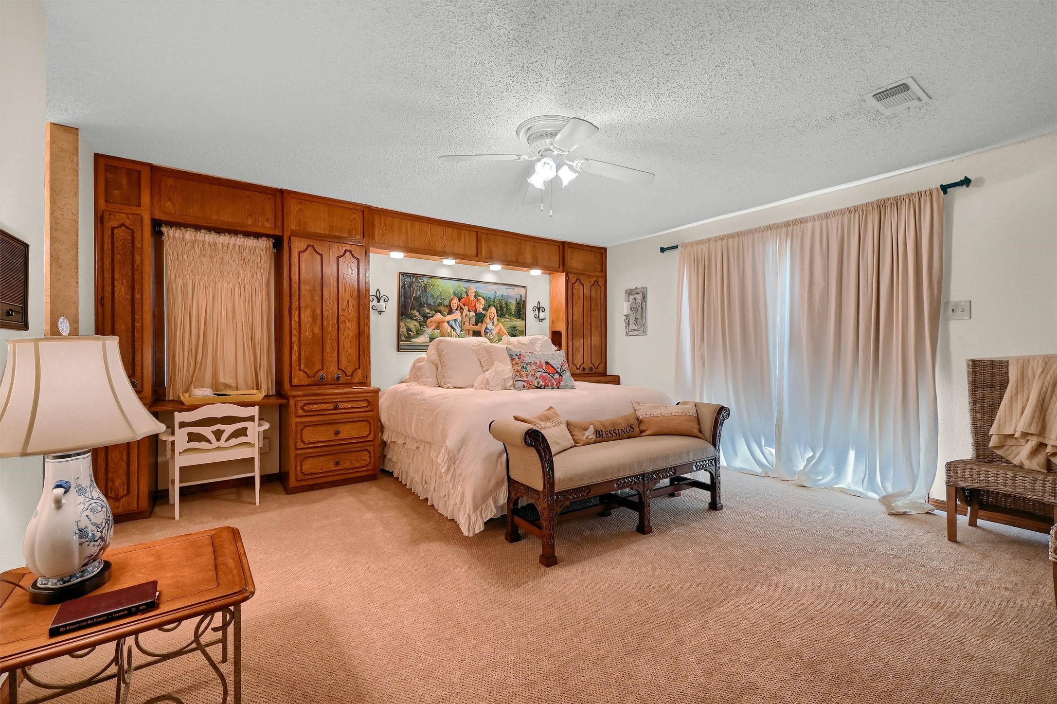 105 Cheyenne Drive Lake Kiowa TX 76240