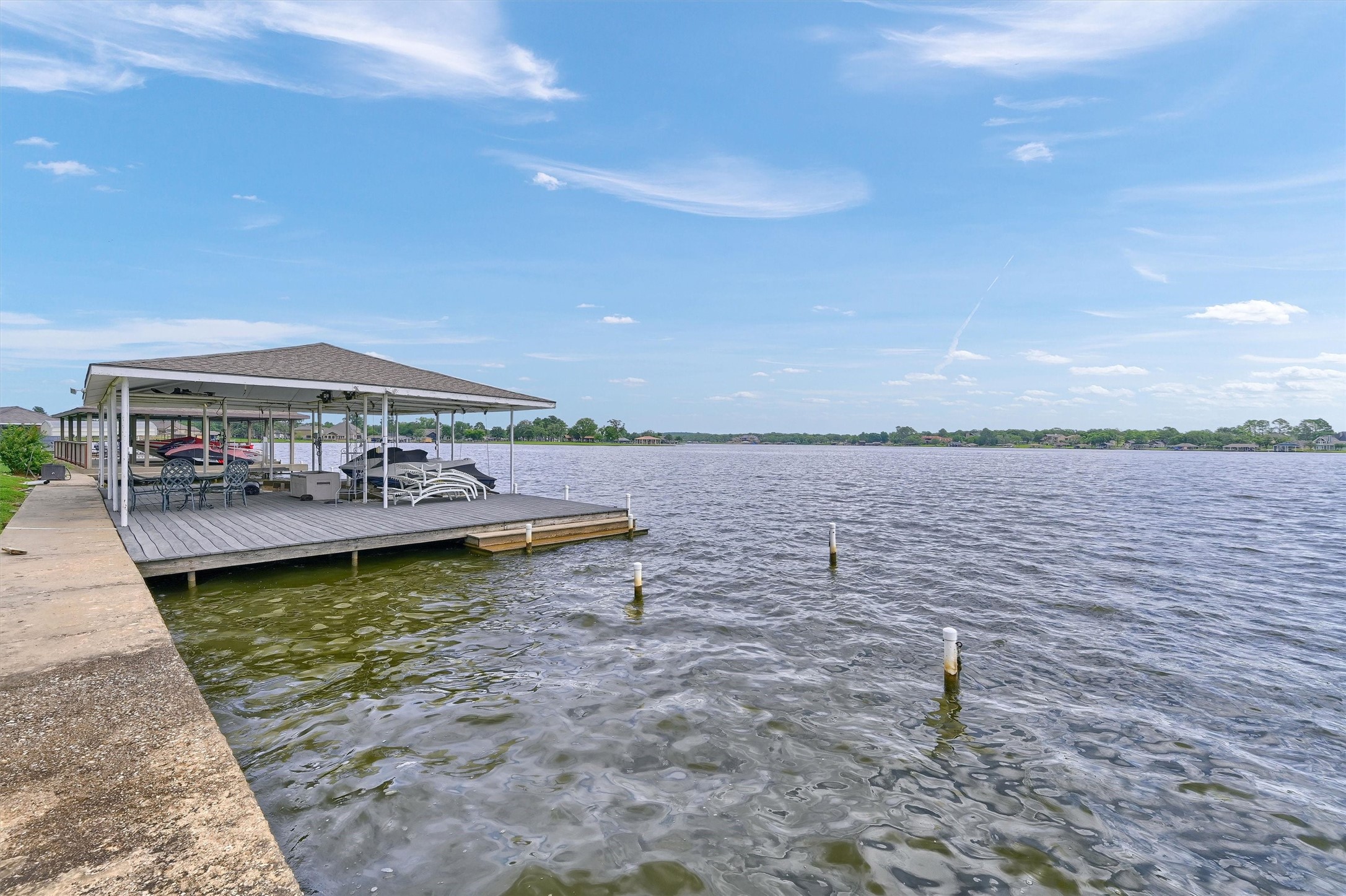 105 Cheyenne Drive Lake Kiowa TX 76240