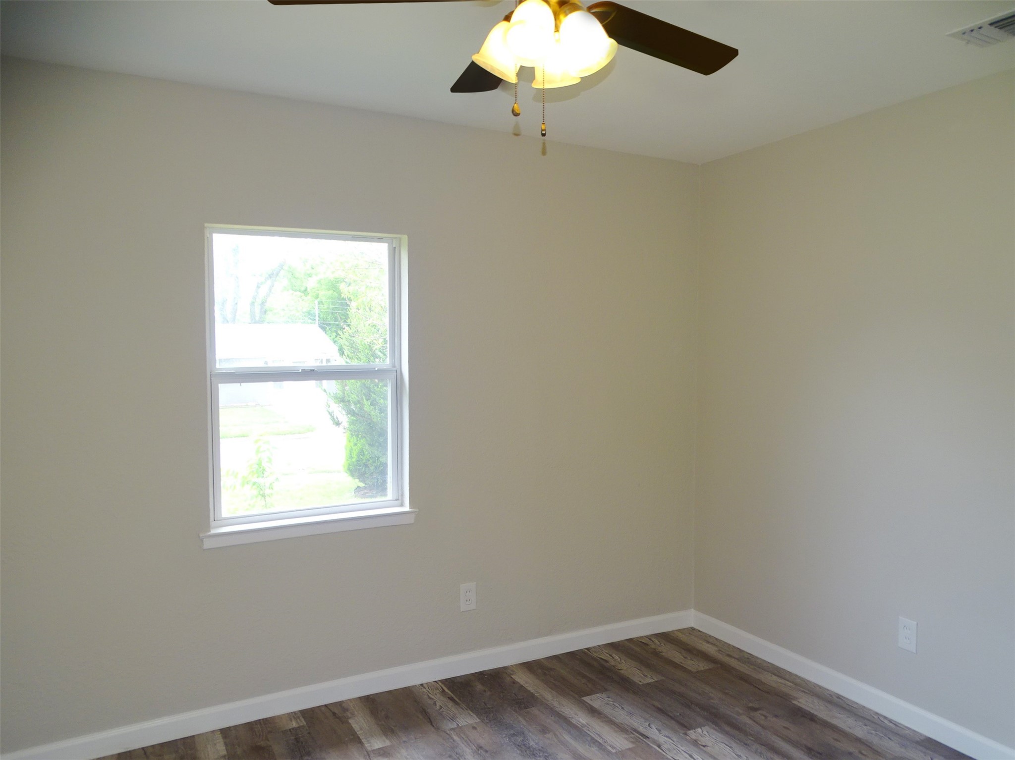 202 E Cober Drive Grand Prairie TX 75051