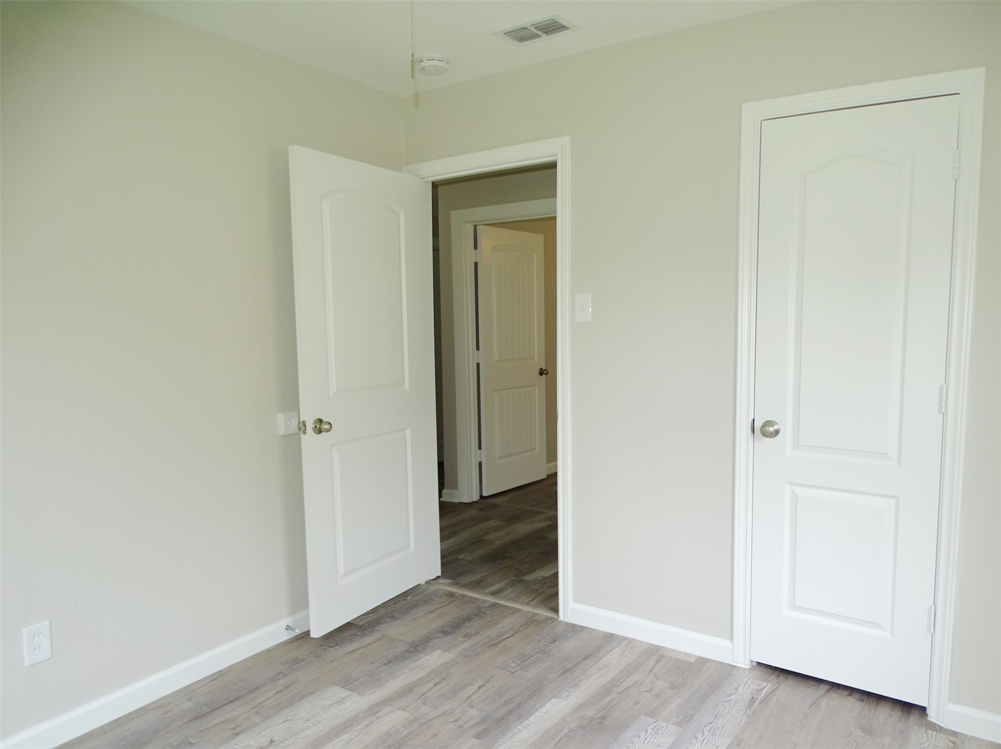 202 E Cober Drive Grand Prairie TX 75051