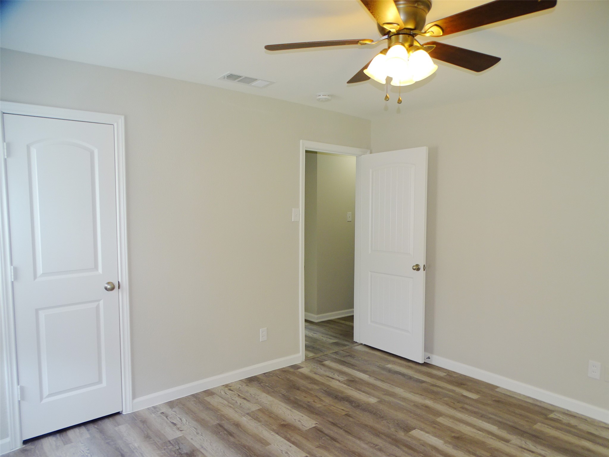 202 E Cober Drive Grand Prairie TX 75051