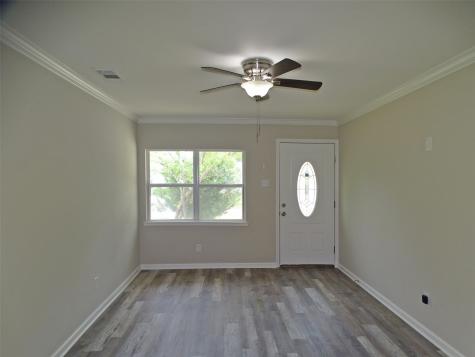 202 E Cober Drive Grand Prairie TX 75051