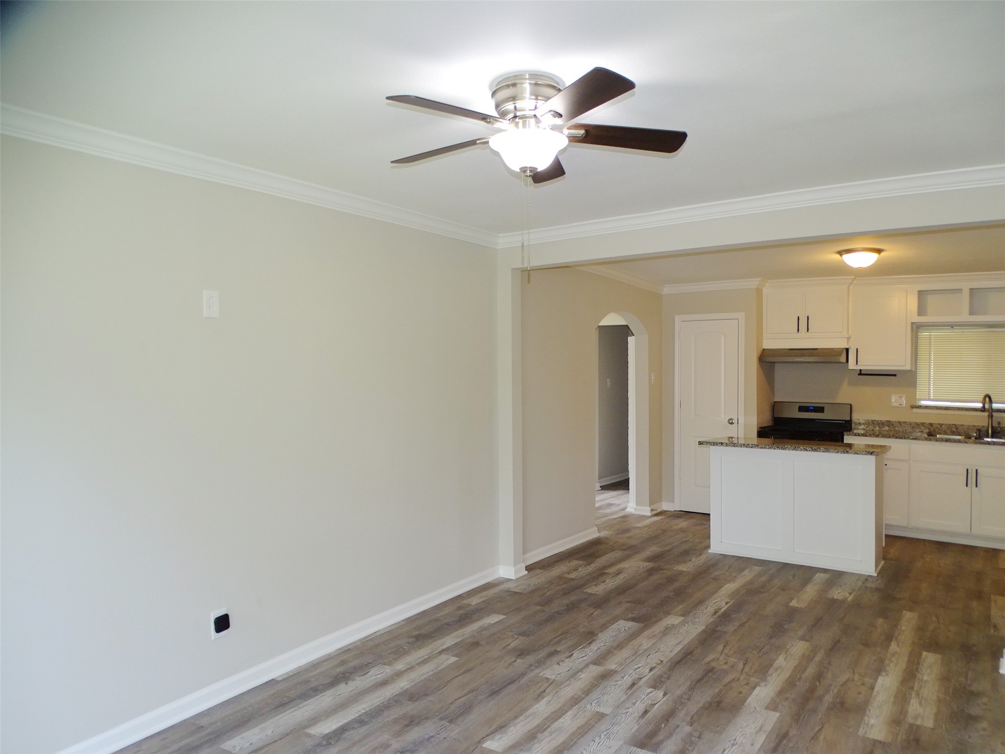 202 E Cober Drive Grand Prairie TX 75051