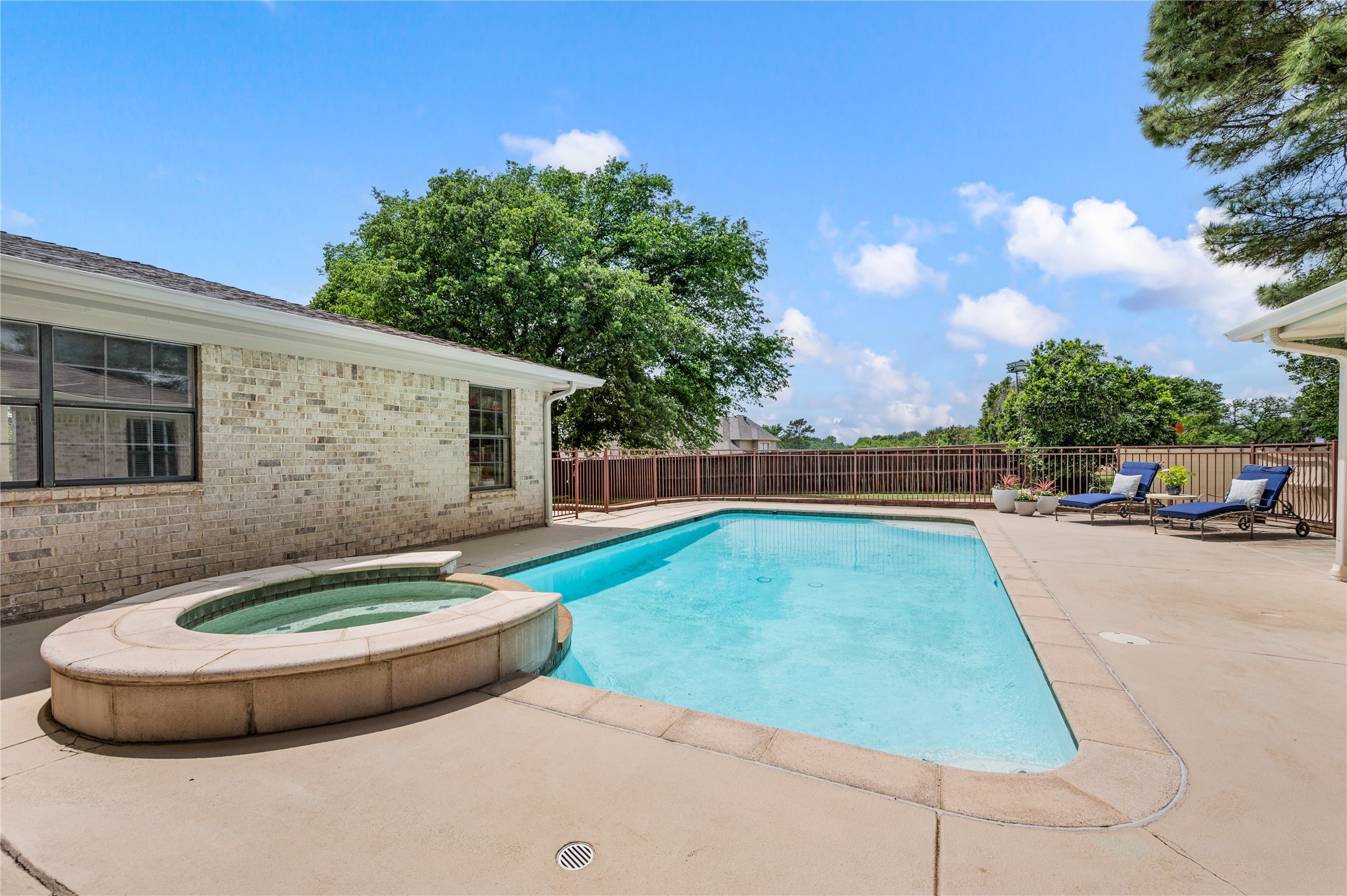 505 W Mcdonwell School Road Colleyville TX 76034