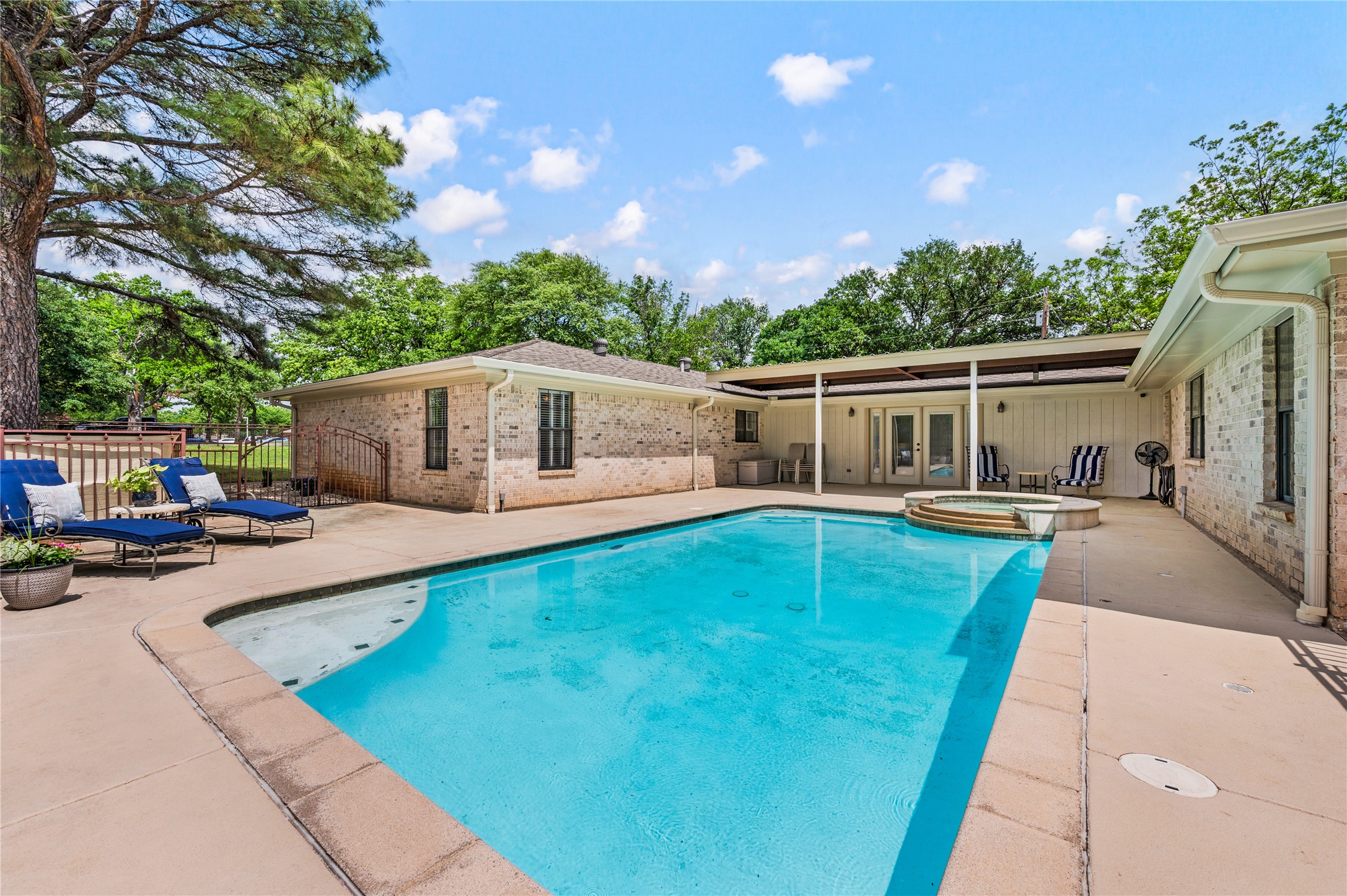 505 W Mcdonwell School Road Colleyville TX 76034
