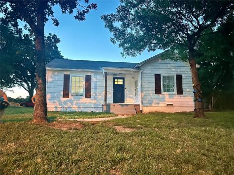 25 W Parnell Street Denison TX 75020