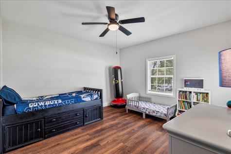 25 W Parnell Street Denison TX 75020