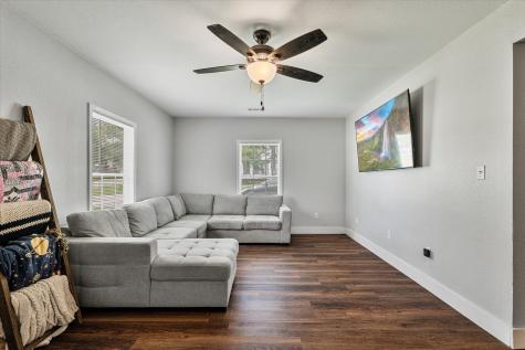 25 W Parnell Street Denison TX 75020