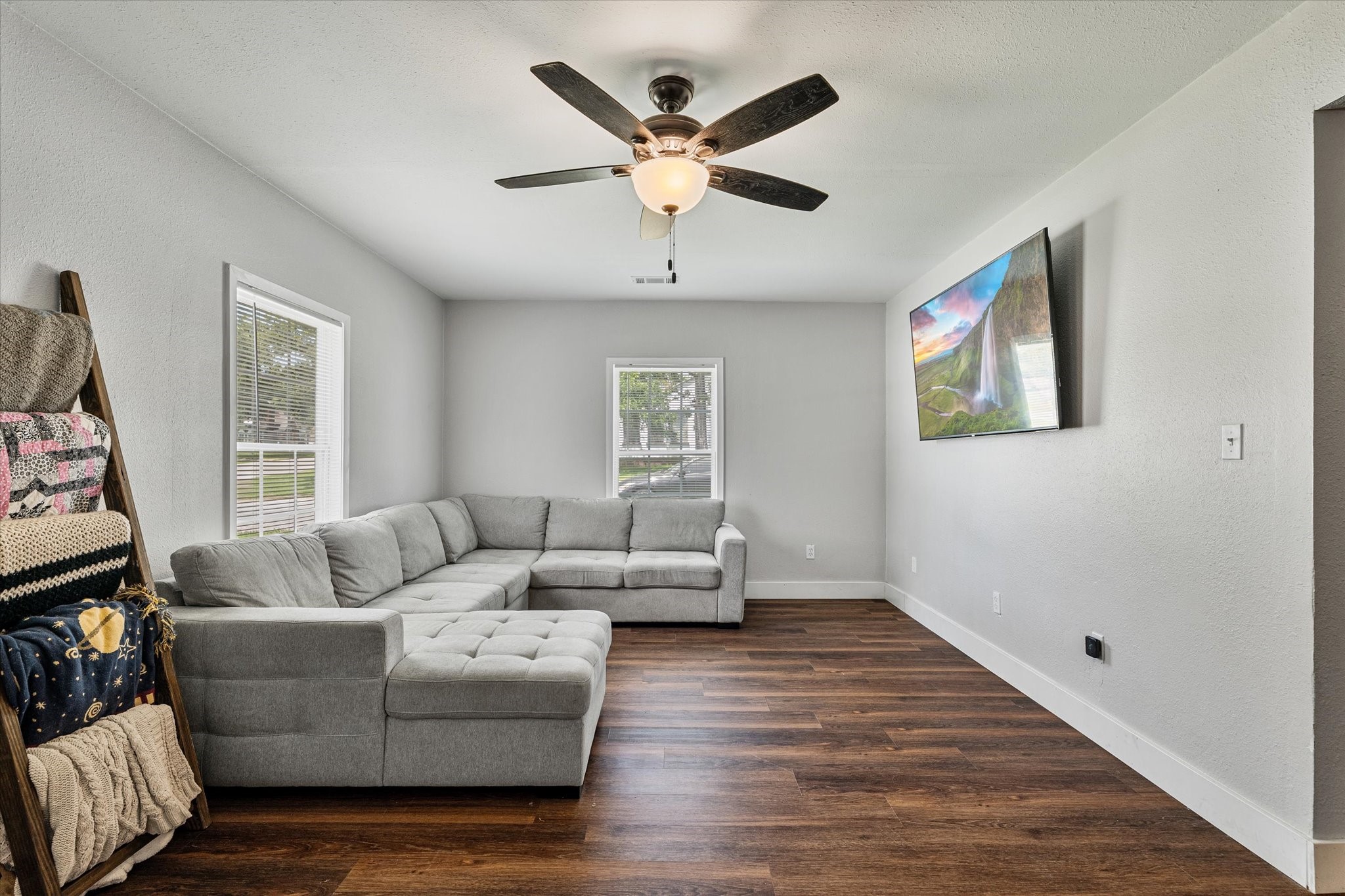 25 W Parnell Street Denison TX 75020