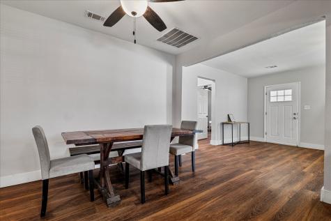 25 W Parnell Street Denison TX 75020