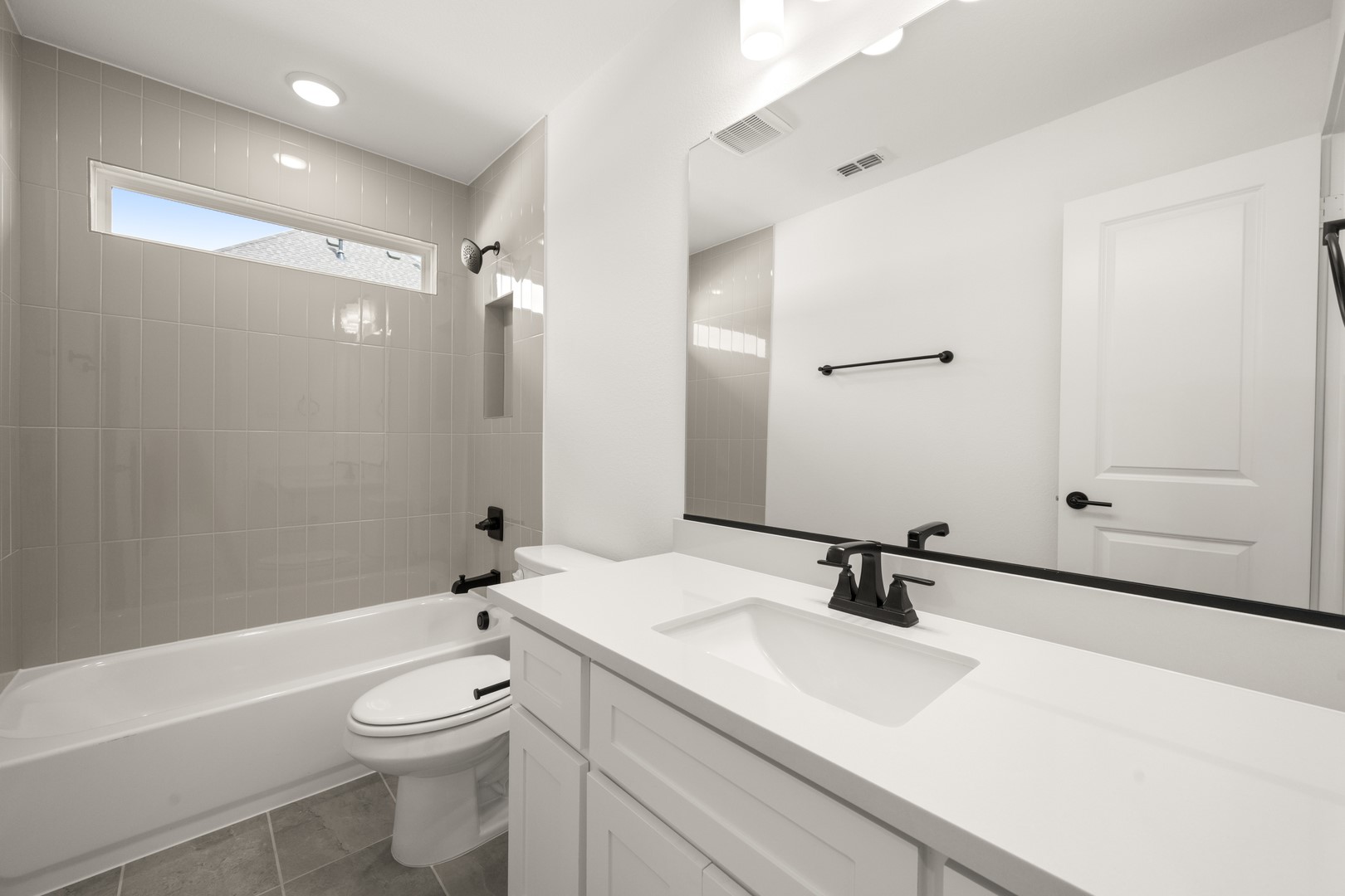 405 Newpark Boulevard Desoto TX 75115