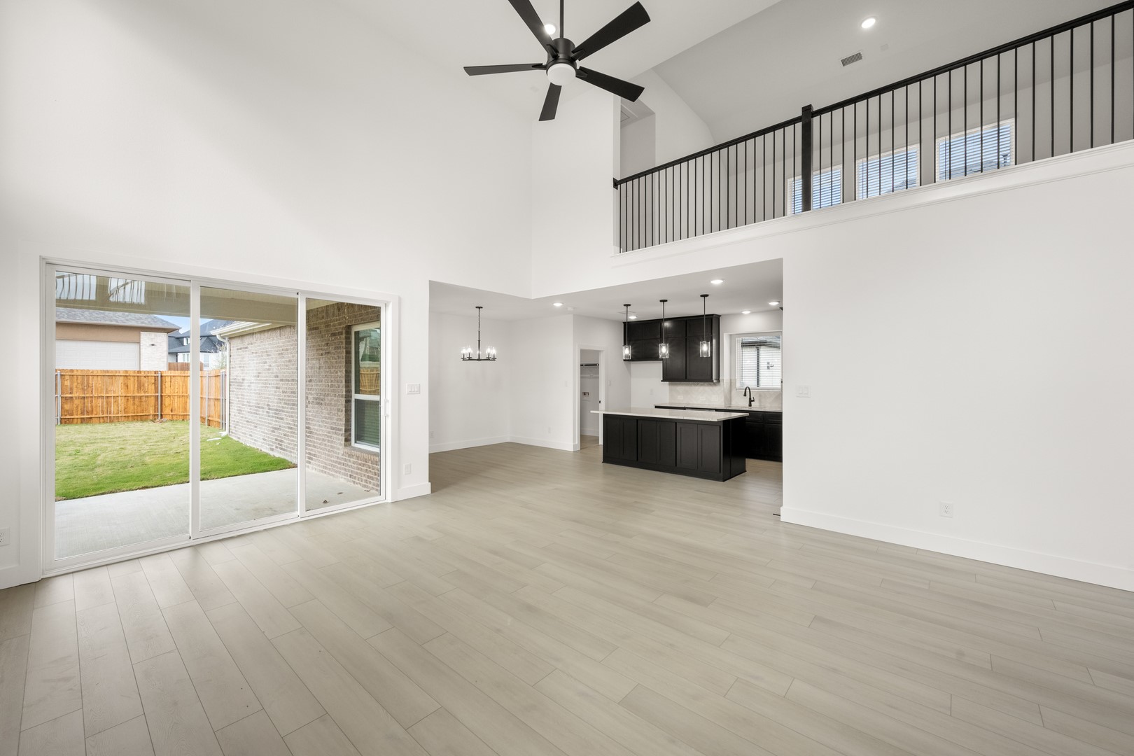 405 Newpark Boulevard Desoto TX 75115