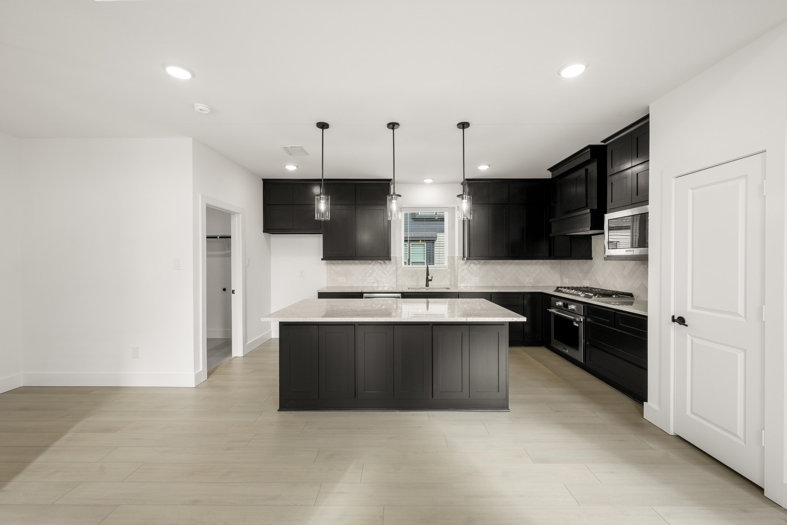 405 Newpark Boulevard Desoto TX 75115