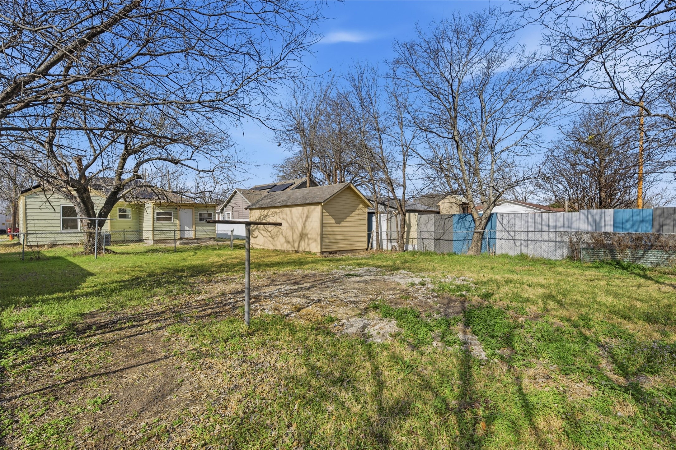1227 La Vega Street Waco TX 76705