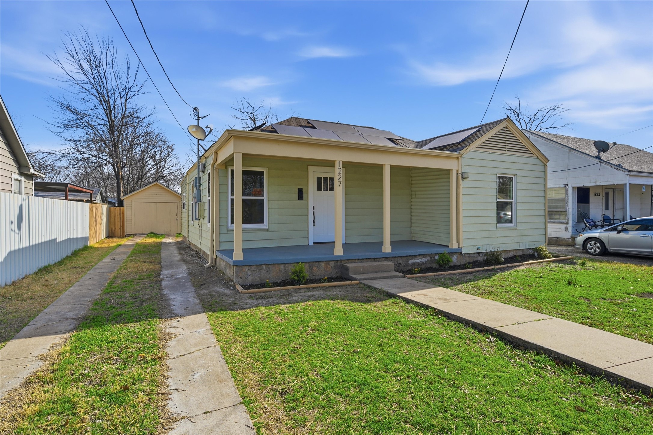 1227 La Vega Street Waco TX 76705