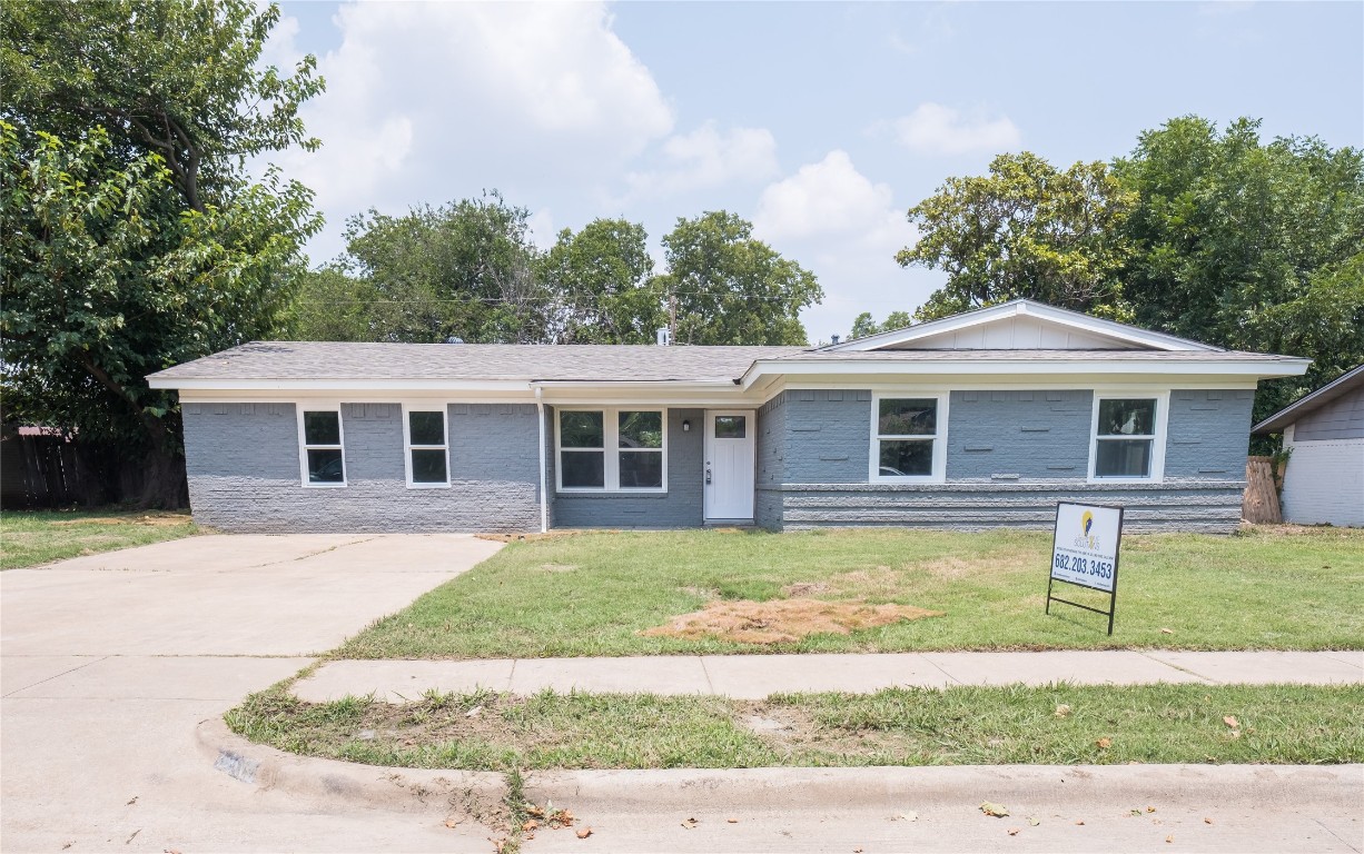 2405 Skylark Drive Arlington TX 76010