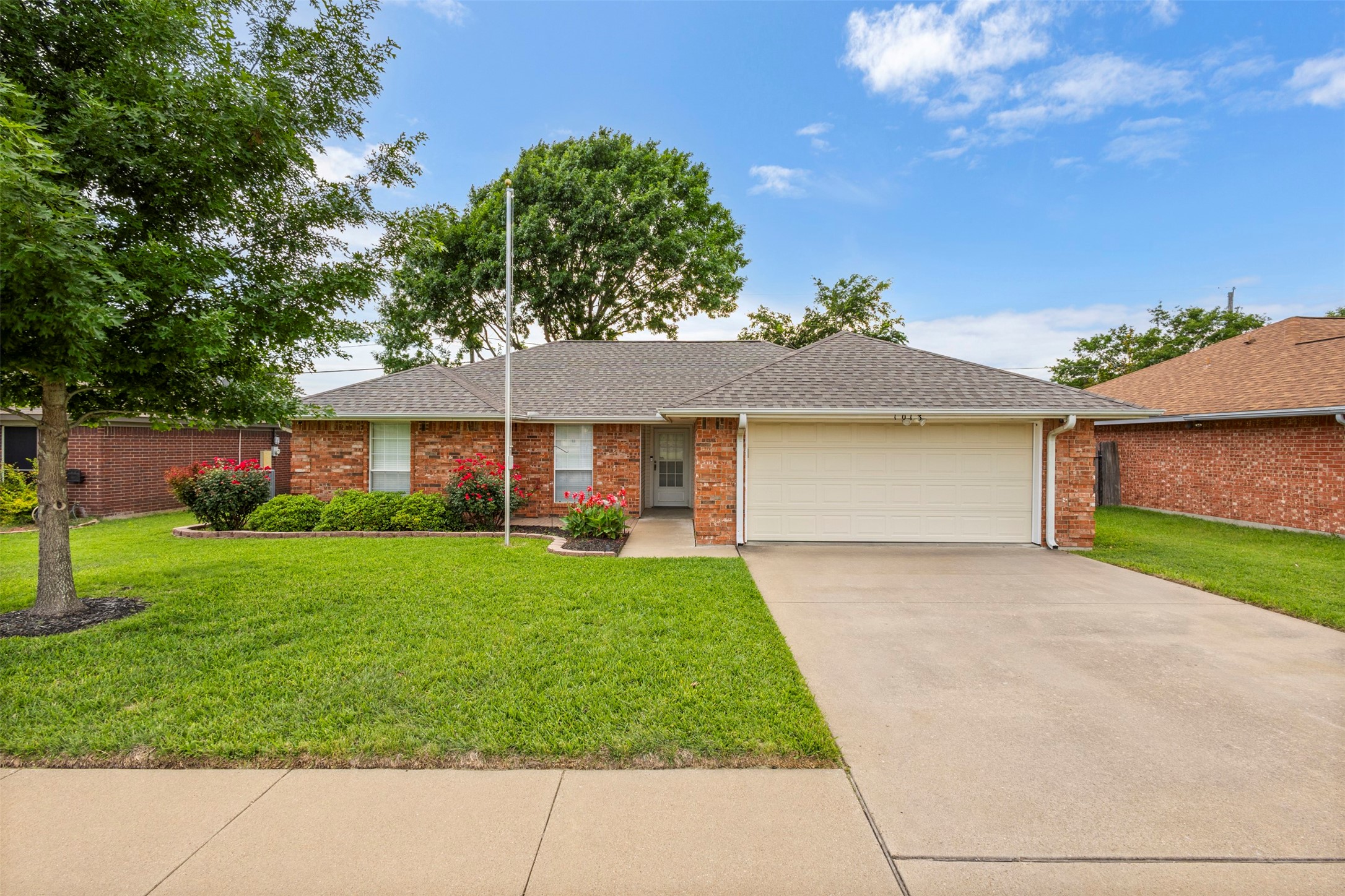1013 Park Place Boulevard Midlothian TX 76065
