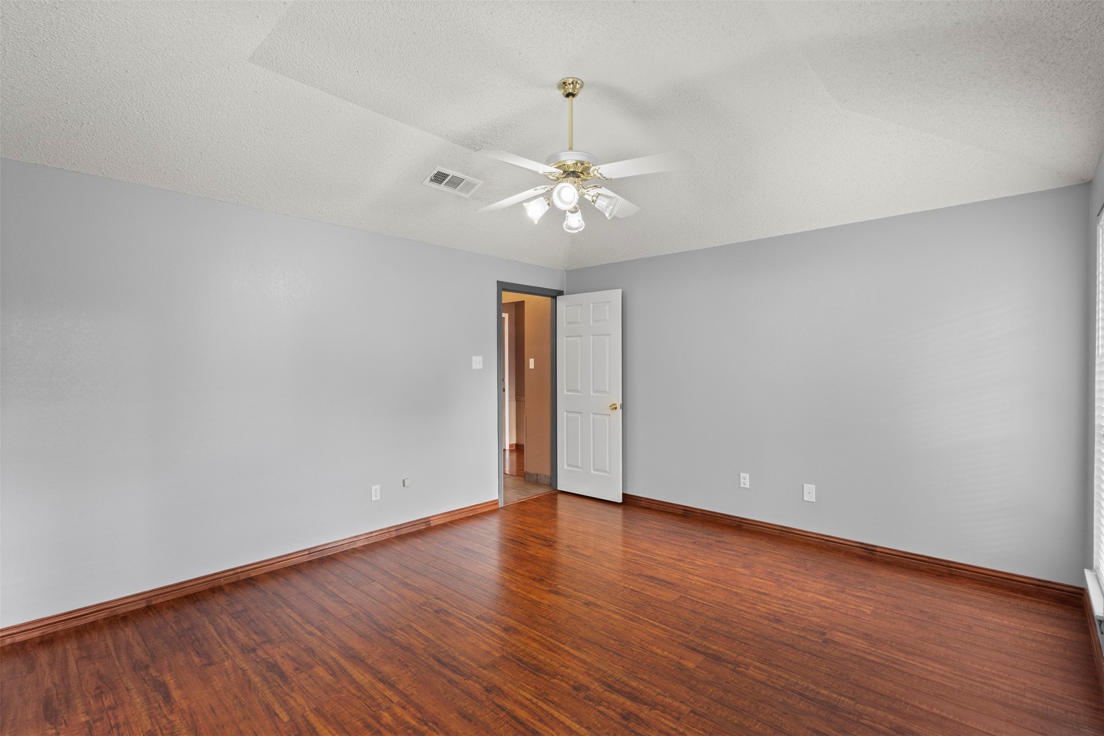1013 Park Place Boulevard Midlothian TX 76065