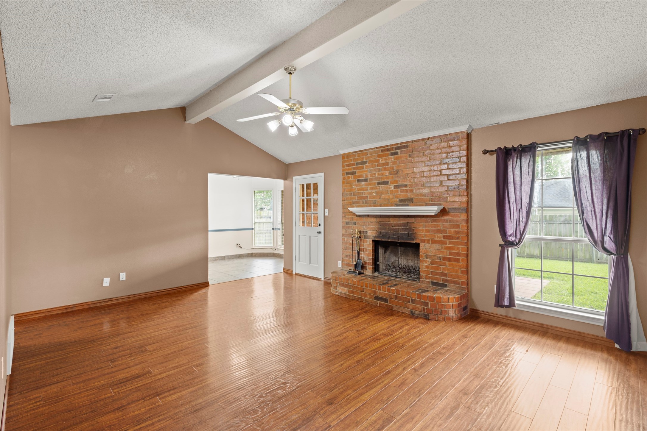 1013 Park Place Boulevard Midlothian TX 76065