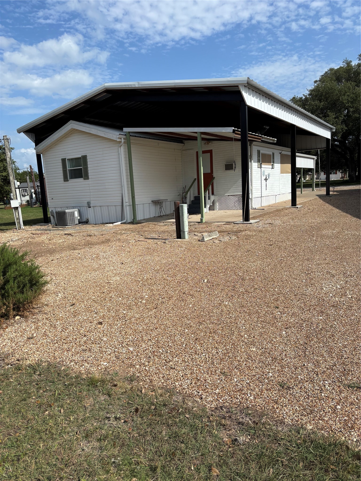 206 Holiday Rambler Drive Whitney TX 76692