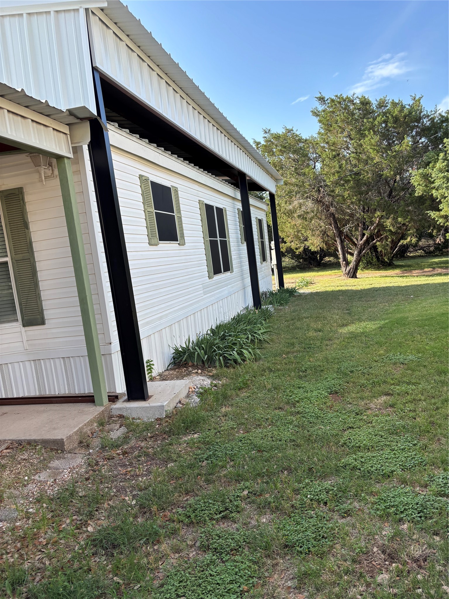 206 Holiday Rambler Drive Whitney TX 76692