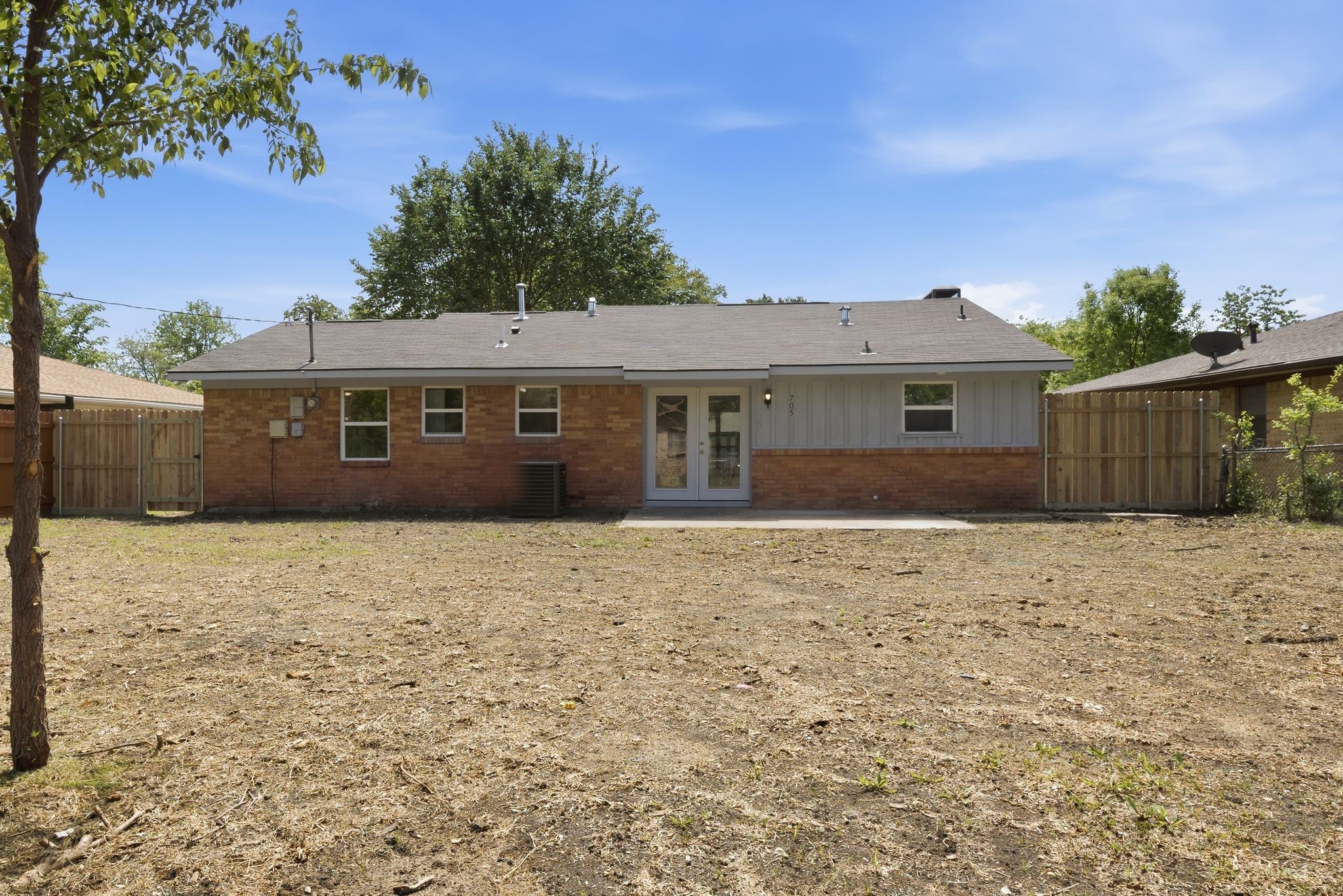705 Donald Drive Garland TX 75041