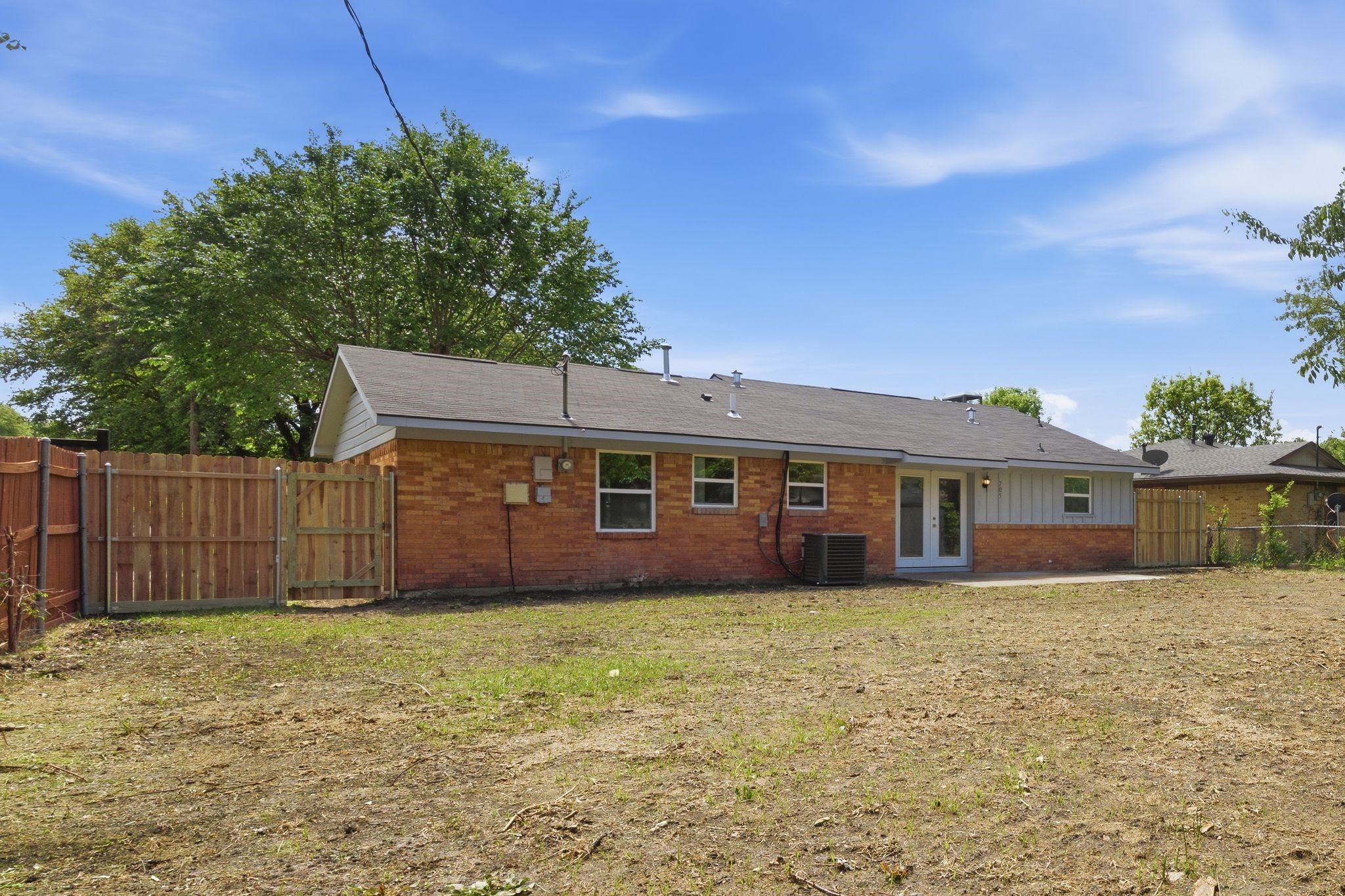 705 Donald Drive Garland TX 75041