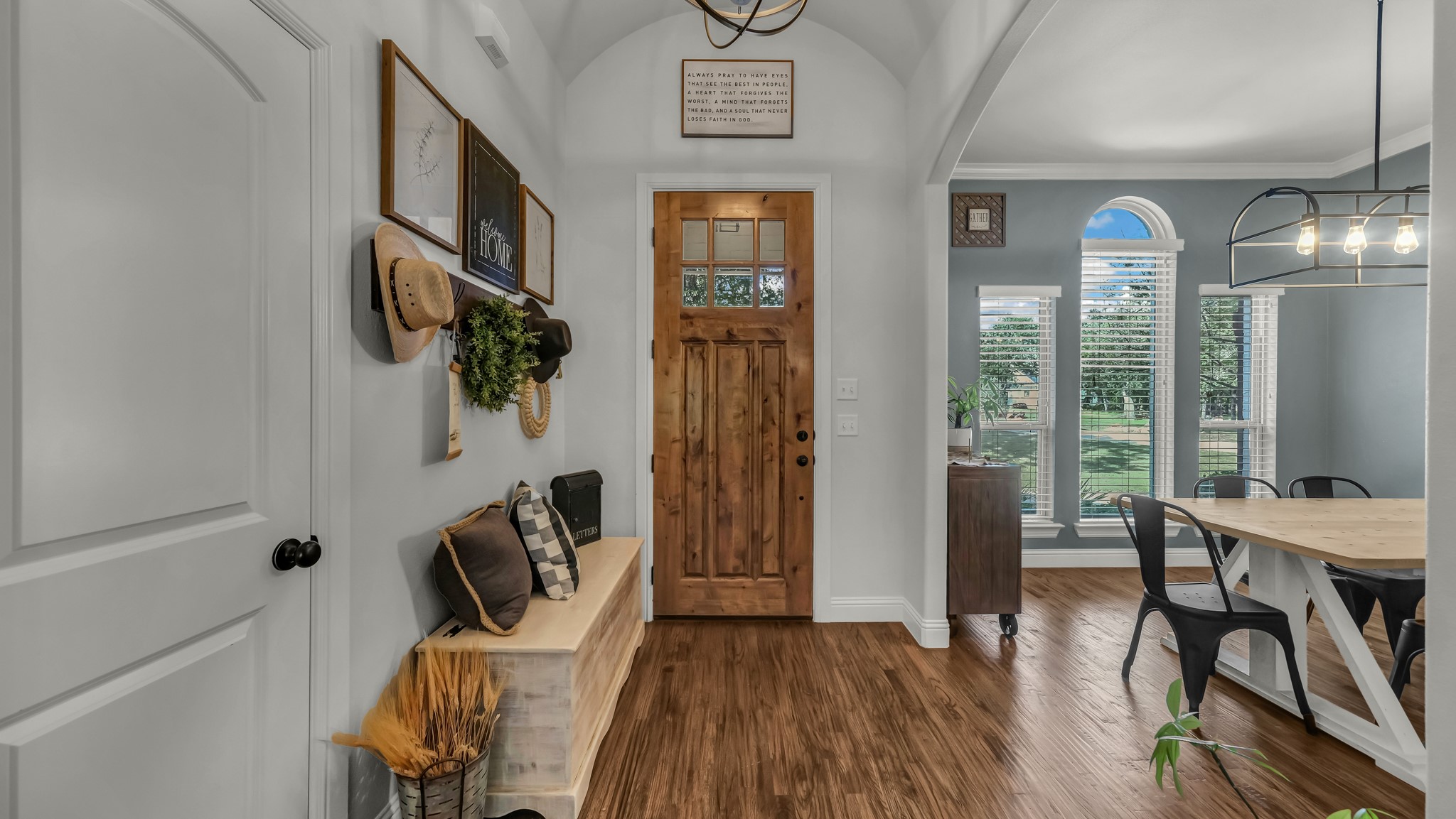 206 El Dorado Trail Millsap TX 76066