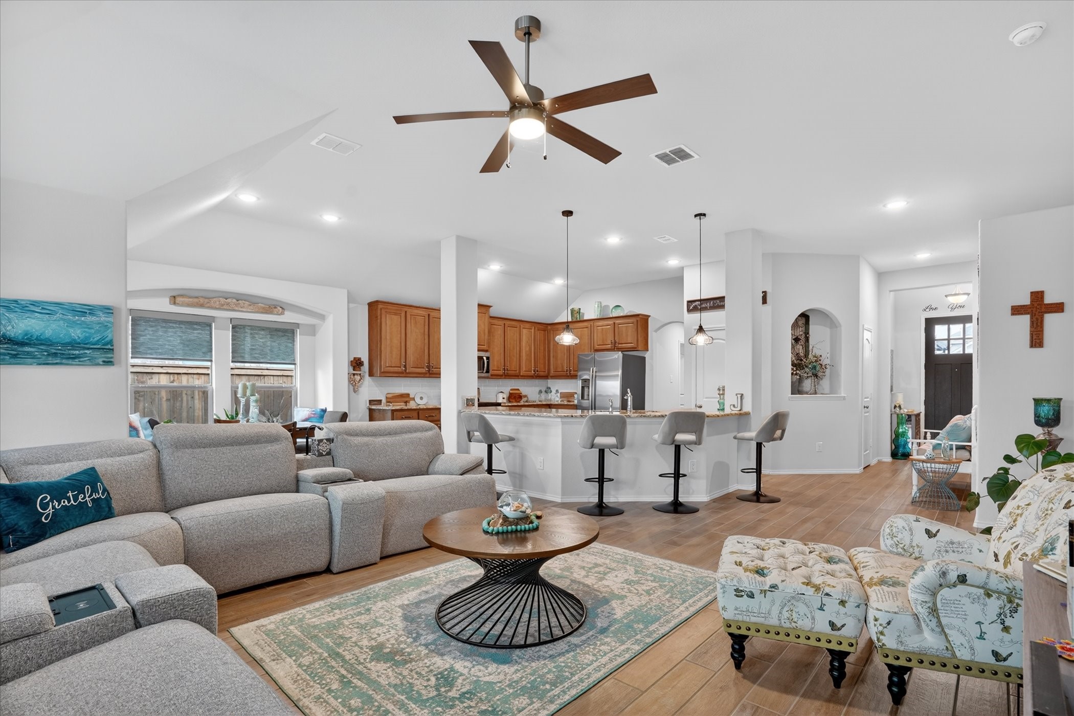 7729 Gatevine Avenue Joshua TX 76058