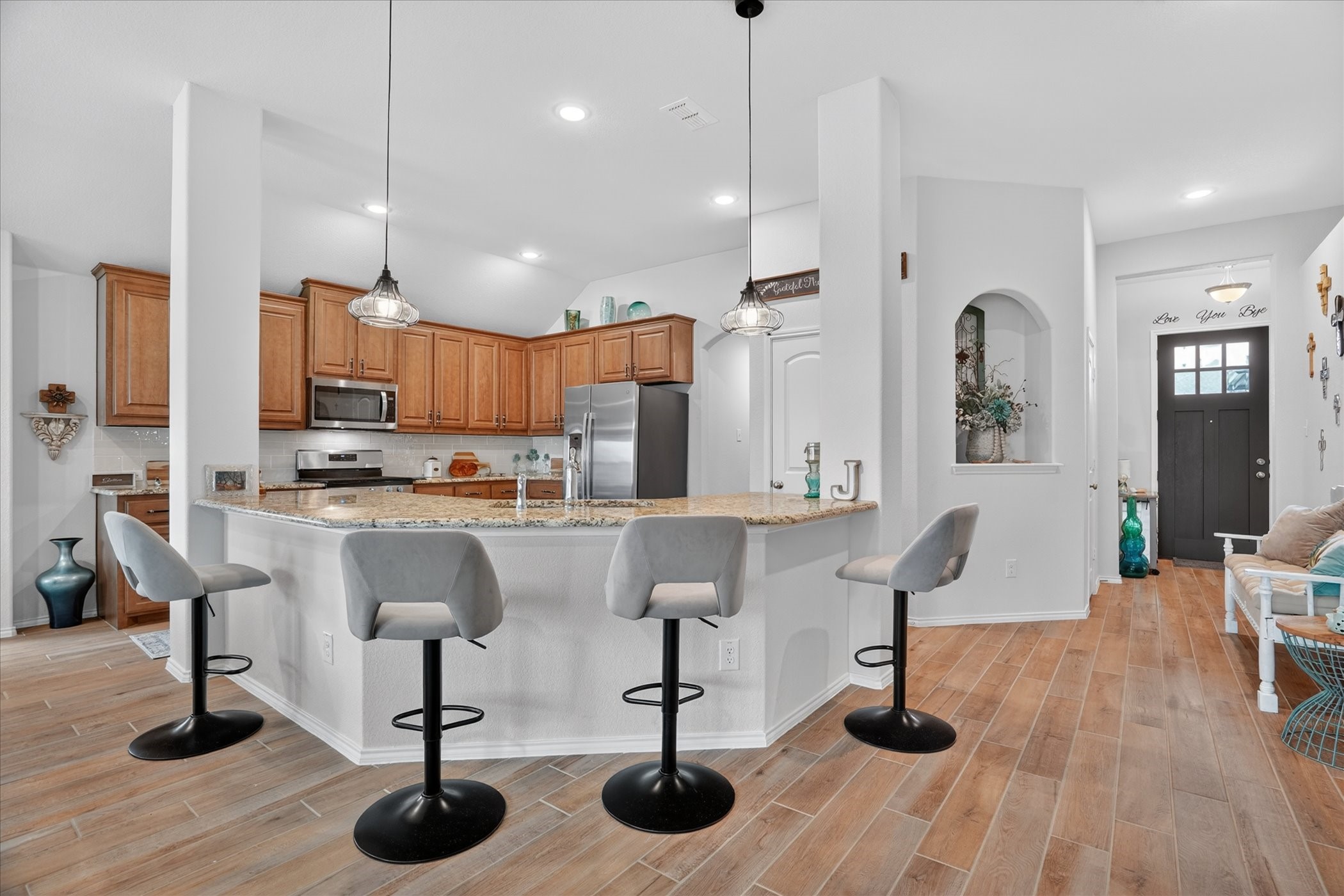 7729 Gatevine Avenue Joshua TX 76058