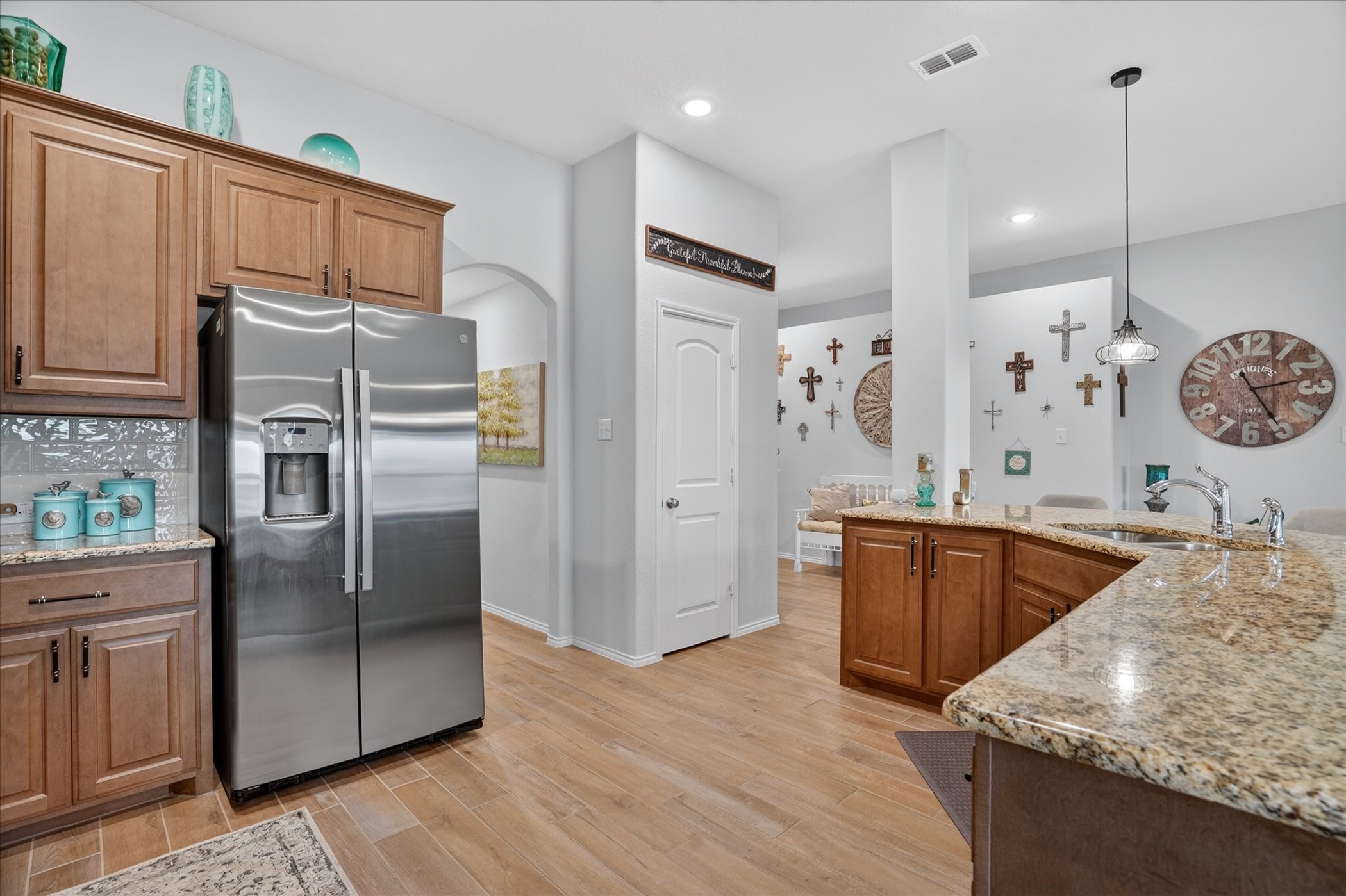 7729 Gatevine Avenue Joshua TX 76058