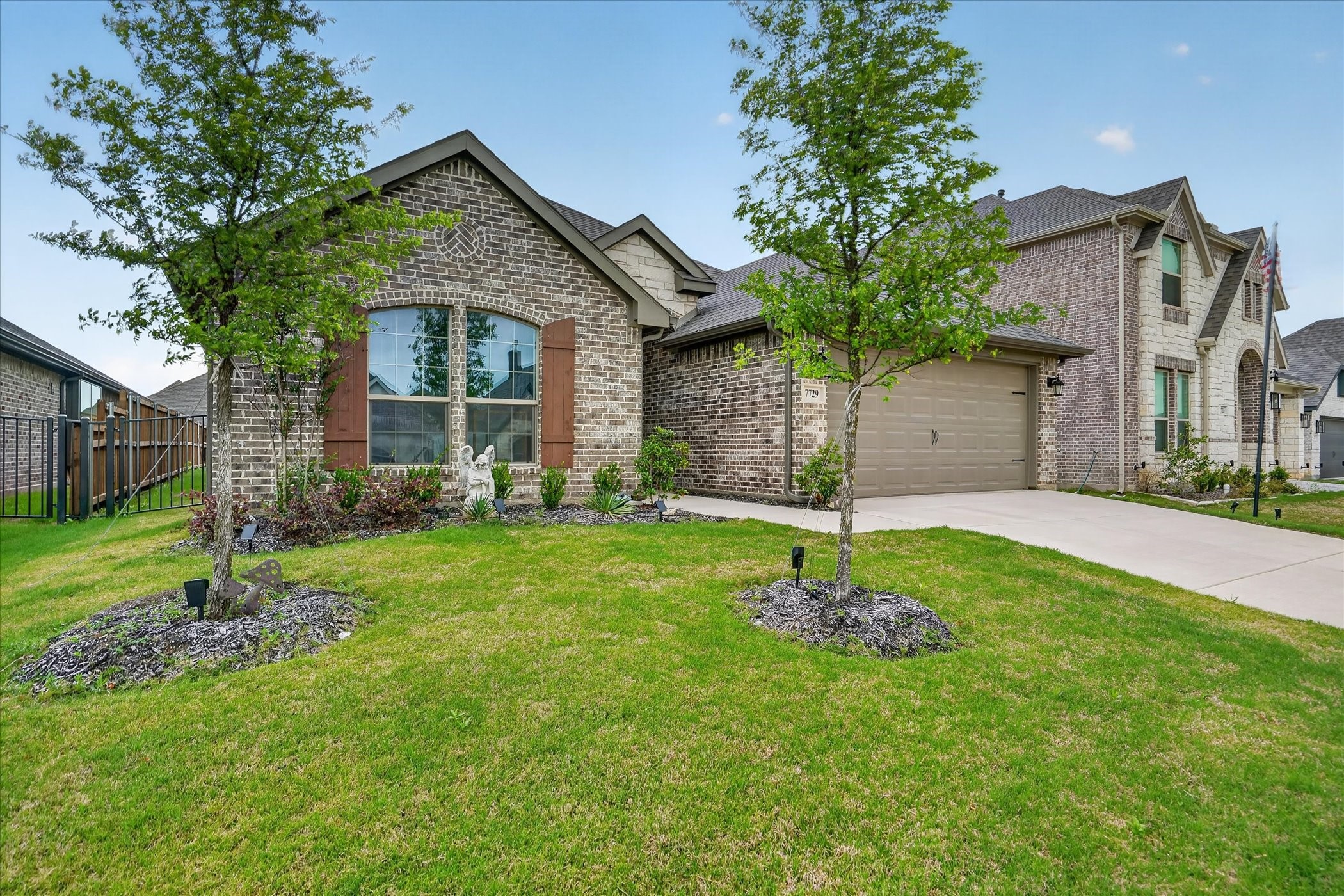 7729 Gatevine Avenue Joshua TX 76058