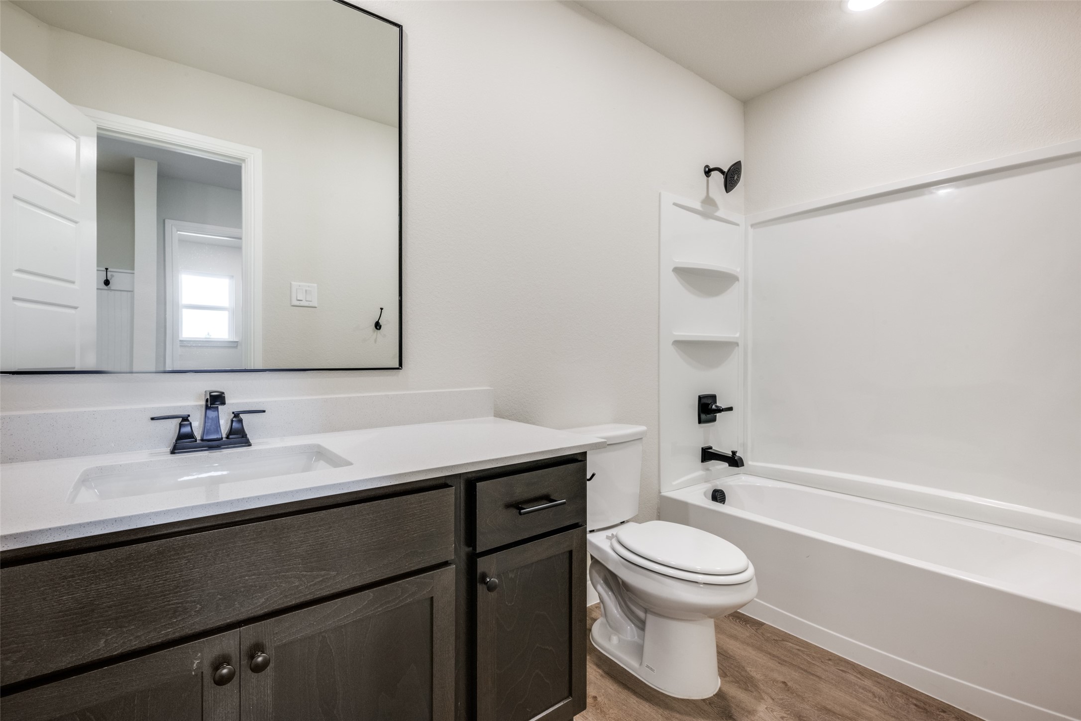 104 Ranchview Valley View TX 76272