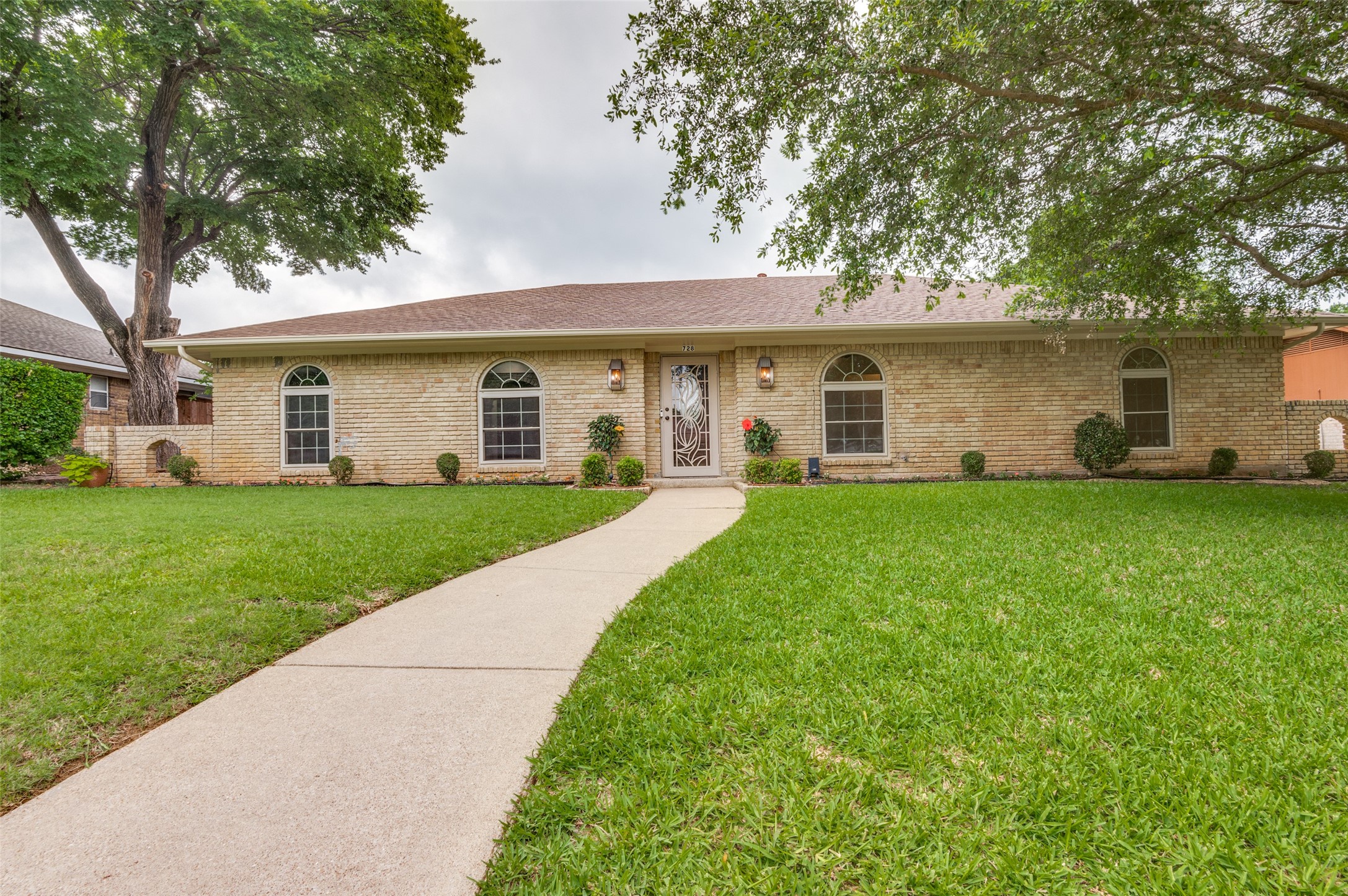 728 The Meadows Parkway Desoto TX 75115